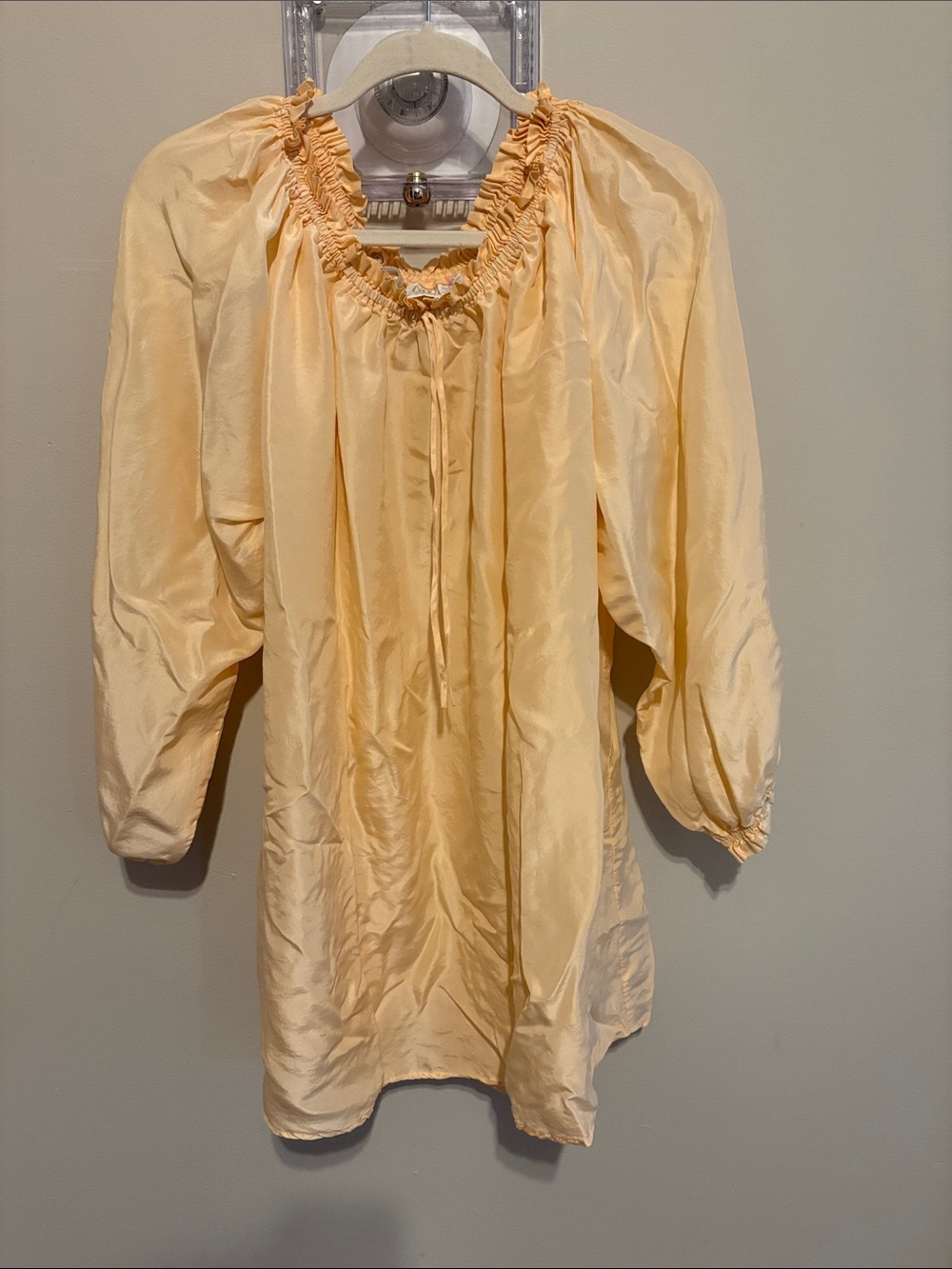 100% Vintage Silk Peasant Dress in Pale Peach Size Large